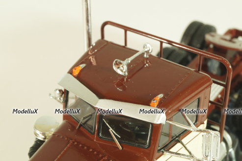 Peterbilt 281 tractor 1955, brown/beige, TR226, IXO 1:43 Уценка!