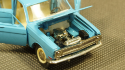 Ваз-2121 Нива Броневик из к/ф "Мираж", Modellux 1:43