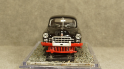 DeLorean DMC-12 1981, SunStar 1:18