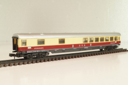 Вагон ресторан, (number 51 80 19-50 171-2), 4-х осный, DRG, Epoche IV (1970–1985) с освещением, белый/красный, 0384, Arnold 1:160 (N)