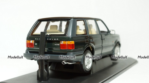Ford Escort MkIV XR3i red 1989, Vanguards 1:43