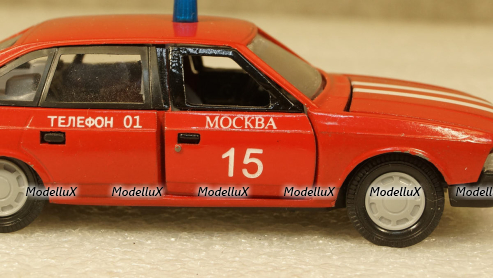 ГАЗ-АА, в боксе, з-д Арсенал, г.Ленинград 1:43