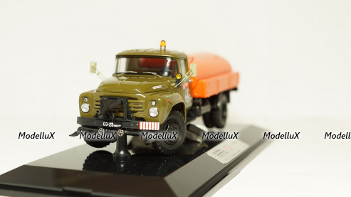 Audi Q7 V8 4.2 FSI 2006, red, Cararama 1:43
