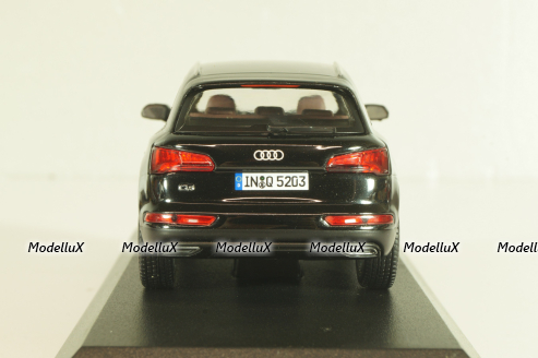 Audi Q5 (FY) 2017, black, 5011605633, Iscale 1:43 Уценка!