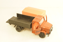 Зил-4331, красный/оранжевый, з-д Вега 1:43 