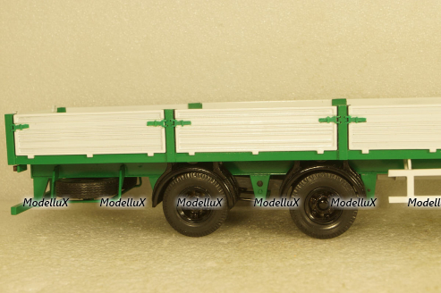 МАЗ-938660-026 полуприцеп, Viko Models 1:43