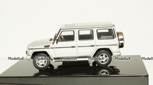Ford Cortina MkIII GXL 1973 green, Vanguards 1:43