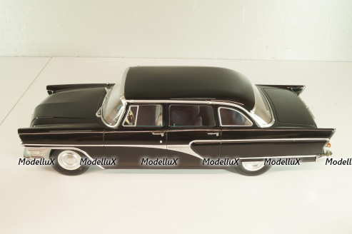 Газ-13 Чайка 1959 black, T9-1800250, Triple9 1:18
