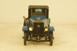 Амо Ф-15 с цистерной, 2001г., Арек 1:43
