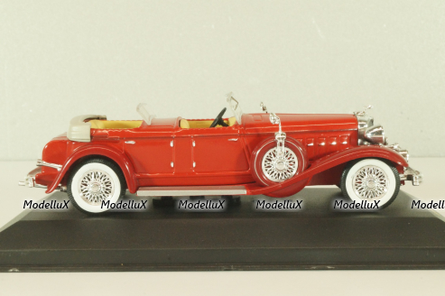 Chrysler Imperial Le Baron Phaeton 1933, red, MUS070, IXO Museum 1:43
