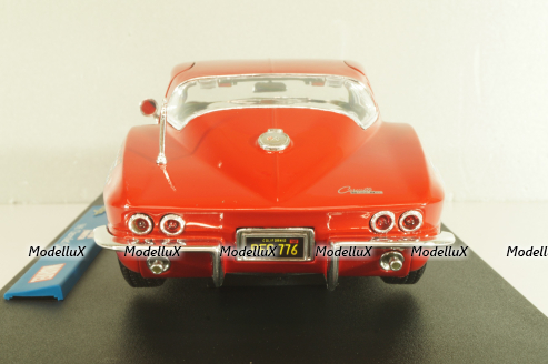 Chevrolet Corvette Stingray (C2) "Captain America" 1965, red, 36002, Maisto 1:18