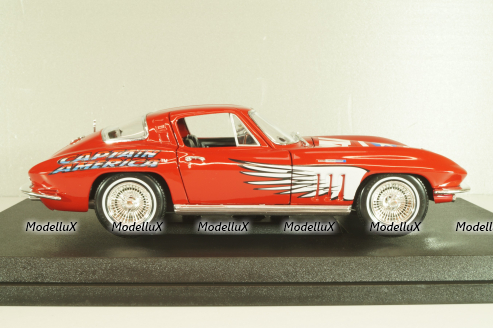Chevrolet Corvette Stingray (C2) "Captain America" 1965, red, 36002, Maisto 1:18
