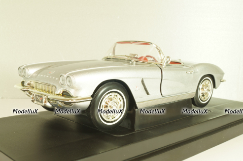 Chevrolet Corvette (C1) Convertible 1962, silver, 36833, ERTL 1:18 Уценка!