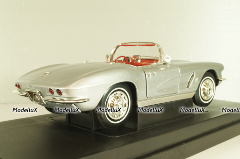 Chevrolet Corvette (C1) Convertible 1962, silver, 36833, ERTL 1:18 Уценка!