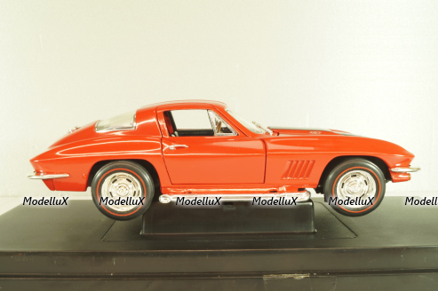 Chevrolet Corvette (C2) Sting Ray 1967, red, 32275, ERTL 1:18 Уценка!