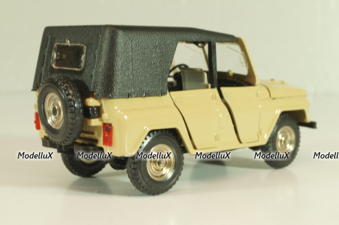 Уаз-469 А34, бежевый, 1991г., серый салон, Тантал/Радон 1:43