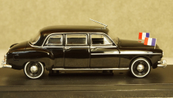 ЗИС-155 (1949-1957) бежево-красный, 04010B, Classicbus 1:43