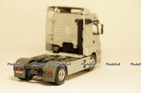 Mercedes EQC 400 4 Matic 2019 silver, Spark 1:43