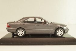 Mercedes-Benz S 500 (W220) 1998, grey, B66005752, Maisto 1:43 Уценка!