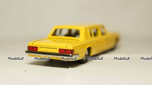 Toyota Previa GL Estima 2006, JC133, J-Collection 1:43