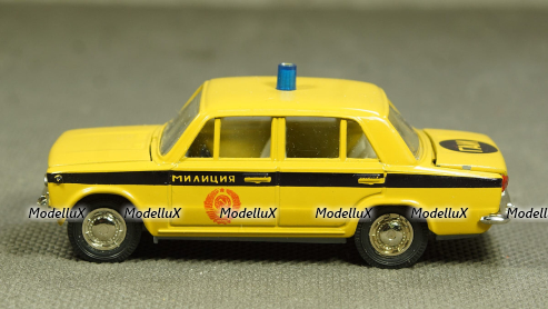Chrysler Airflow Sedan 1936, MUS033, IXO Museum 1:43