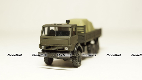 Chrysler Airflow Sedan 1936, MUS033, IXO Museum 1:43