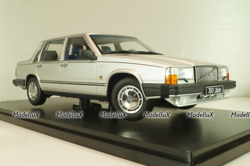 Volvo 760 1985, silver, T9-1800535, Triple-9 1:18