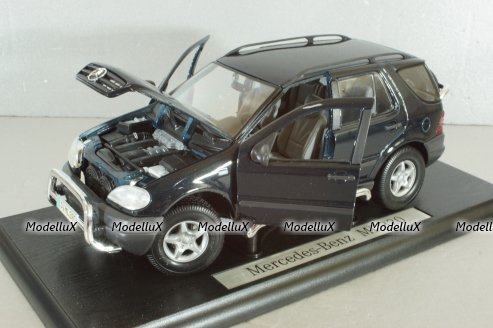 Mercedes-Benz ML 320 (W163) 1997, dark green, B66005244, Maisto 1:18