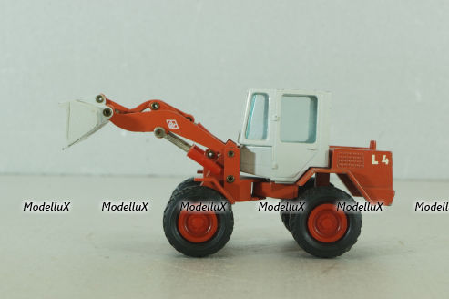 O&K L4 Wheel Loader, red/white, NZG 1:50