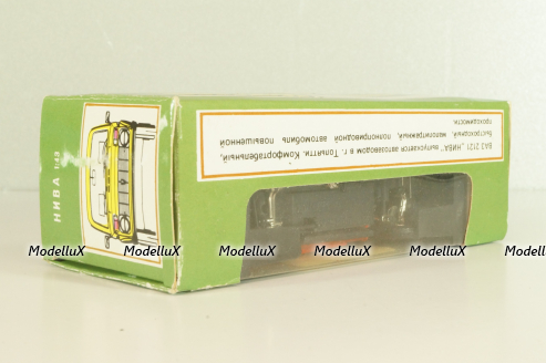 Ваз-2121 Лада Нива, март 1995г., красная, Тантал/Радон 1:43