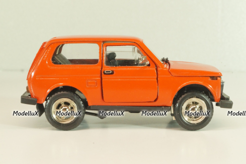 Ваз-2121 Лада Нива, март 1995г., красная, Тантал/Радон 1:43