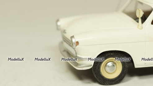 К-701, Кировец, голубой/белый, з-д Двигатель 1:43  