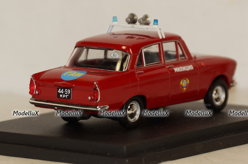 К-701, Кировец, голубой/белый, з-д Двигатель 1:43  