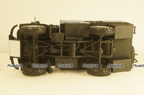 Merсedes Unimog 4х4 Кемпинг синий, KV мастерская 1:43