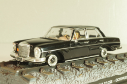 Mercedes-Benz 250 SE from movie "Octopussy" 1983, black, James Bond Modellauto Collection #23, 1:43 Дефект!
