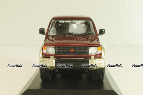 Mitsubishi Pajero LWB 1991, dark red metallic, 940163470, Maxichamps 1:43