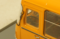 Лиаз-677М, городской автобус 1983, охра, DEMPRICE 1:43