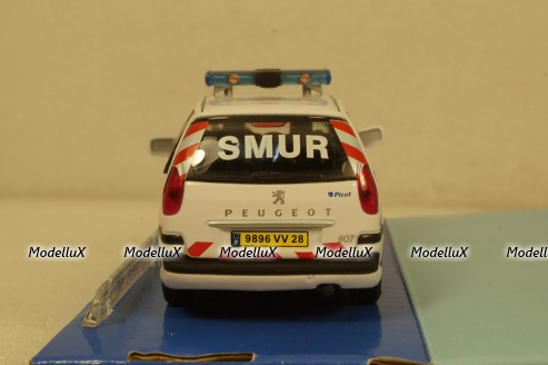 Peugeot 807 Smur,   Cararama 1:43 