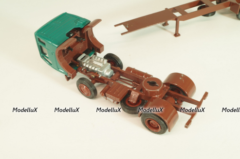 Mercedes-Benz 1632 S tractor with semi trailer "Mercedes" green/silver,  556, NZG 1:50