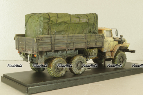 Урал-4320 грузовой автомобиль со следами эксплуатации, Model43 1:43