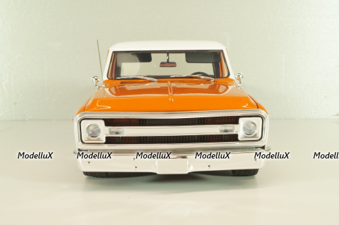 Chevrolet C-10 Custom LS Powered, red/white, L.E 450 pcs, A1807221, ACME 1:18