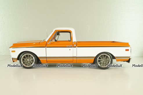 Chevrolet C-10 Custom LS Powered, red/white, L.E 450 pcs, A1807221, ACME 1:18