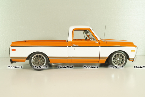 Chevrolet C-10 Custom LS Powered, red/white, L.E 450 pcs, A1807221, ACME 1:18