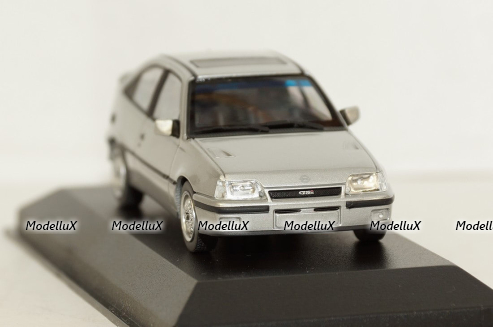 Раф-977 Латвия, з-д Двигатель 1:43  