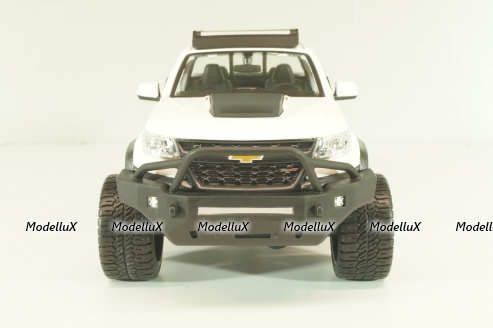 Chevrolet Colorado ZR2 Pick Up 2017 white, 32534, Maisto 1:24
