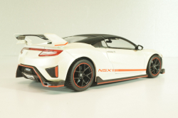 Acura NSX 2018 white/black, 32536, Maisto 1:24