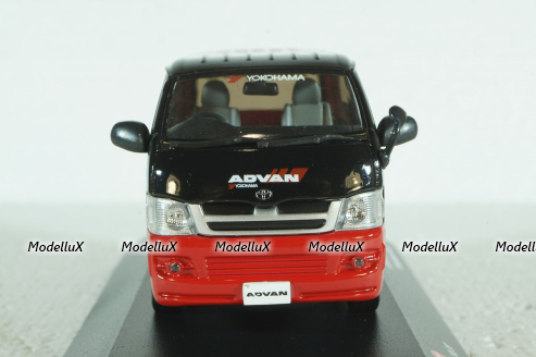 Toyota Hiace Bus 2007 "Yokohama", J-Collection 1:43