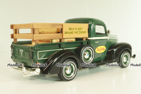 Ford Pick up "True Value", 1940, green/black, F978, ERT 1:25