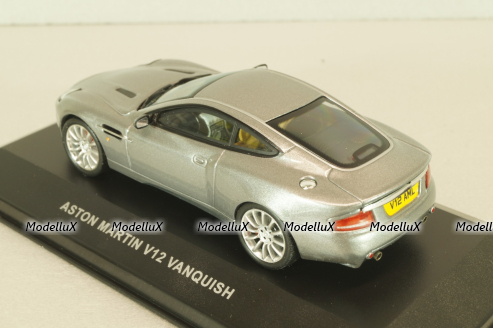 Aston Martin V12 Vanquish 2001, silver, MOC018, IXO 1:43