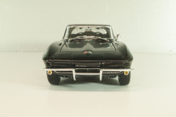 Chevrolet Corvette (C2) 1965, black, 31640, Maisto 1:18